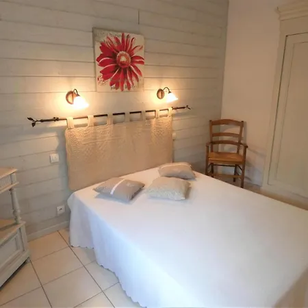 De La Mousque * קסטט