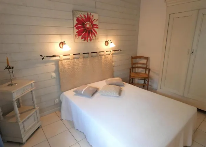 De La Mousque * كاستيتس